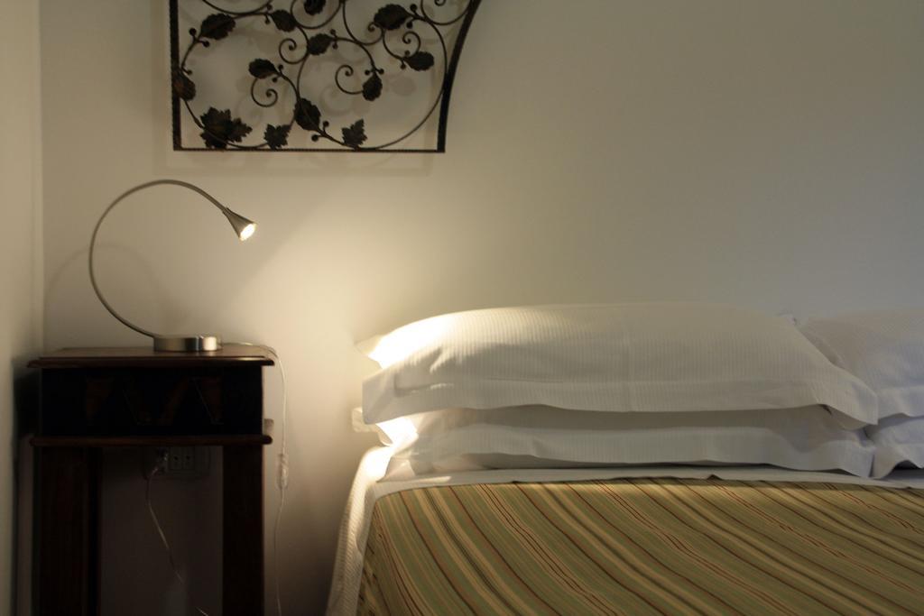 B&B Villa Giuliana Arnesano Szoba fotó