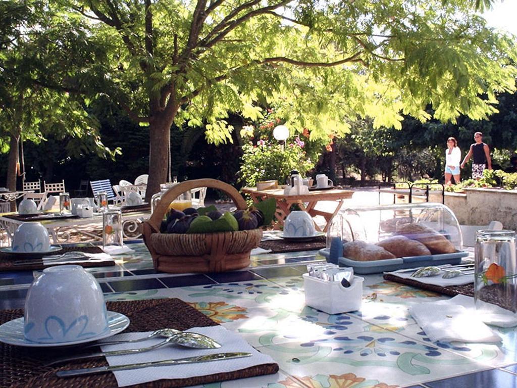 B&B Villa Giuliana Arnesano Kültér fotó